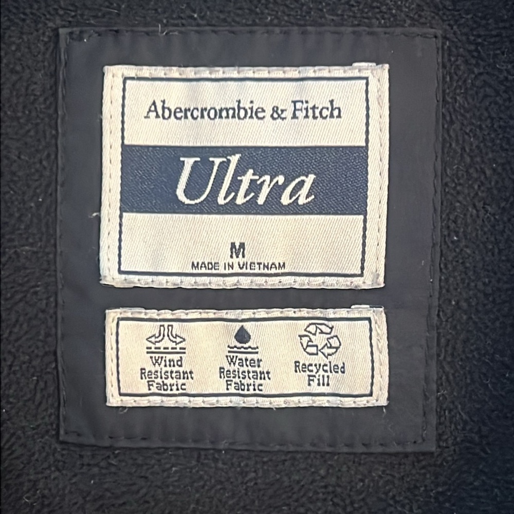 Abercrombie and Fitch Ultra Long Puffer Coat - Picture 5 of 9